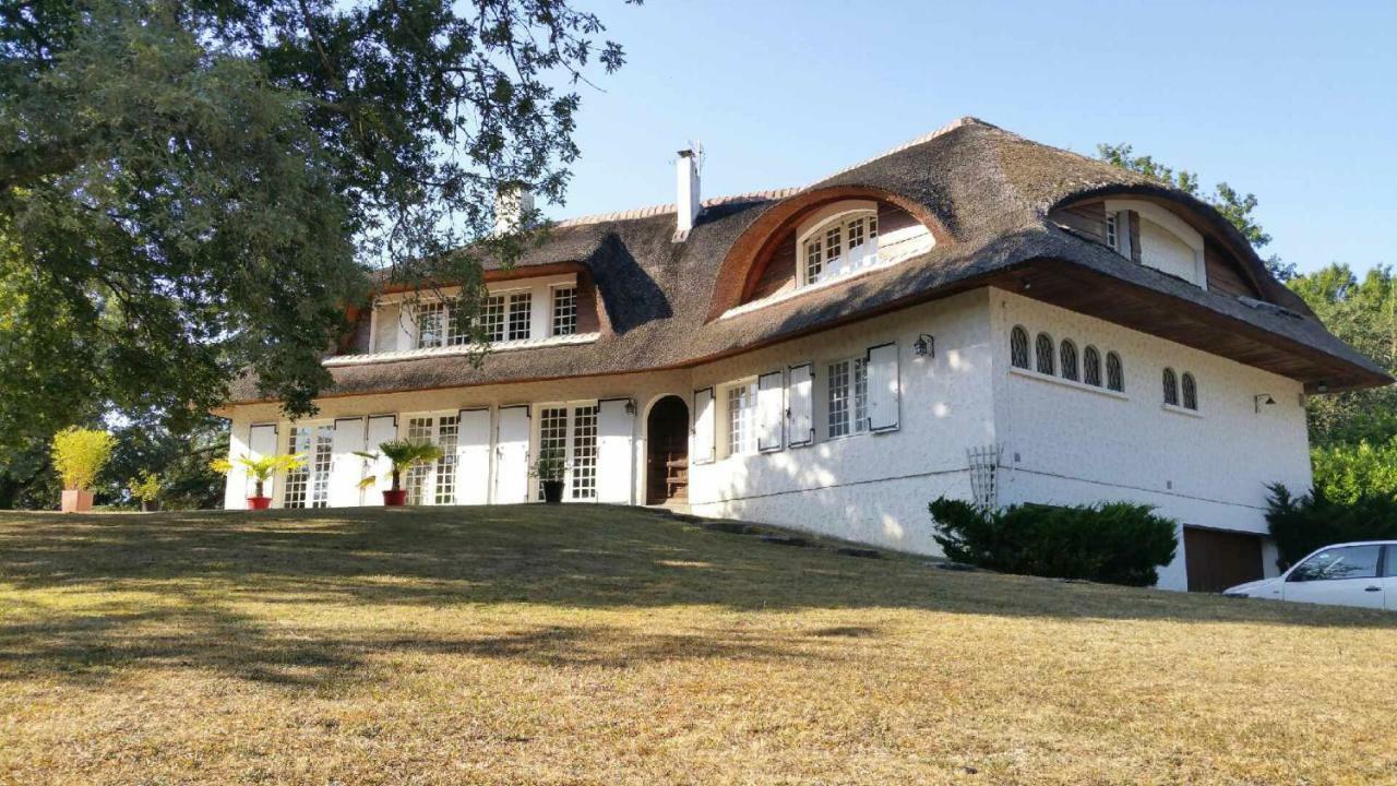 Bed and Breakfast La Belle Chaumière Bretagne-de-Marsan Esterno foto